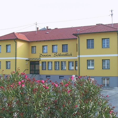 Pension Schlossblick Nebersdorf Екстериор снимка